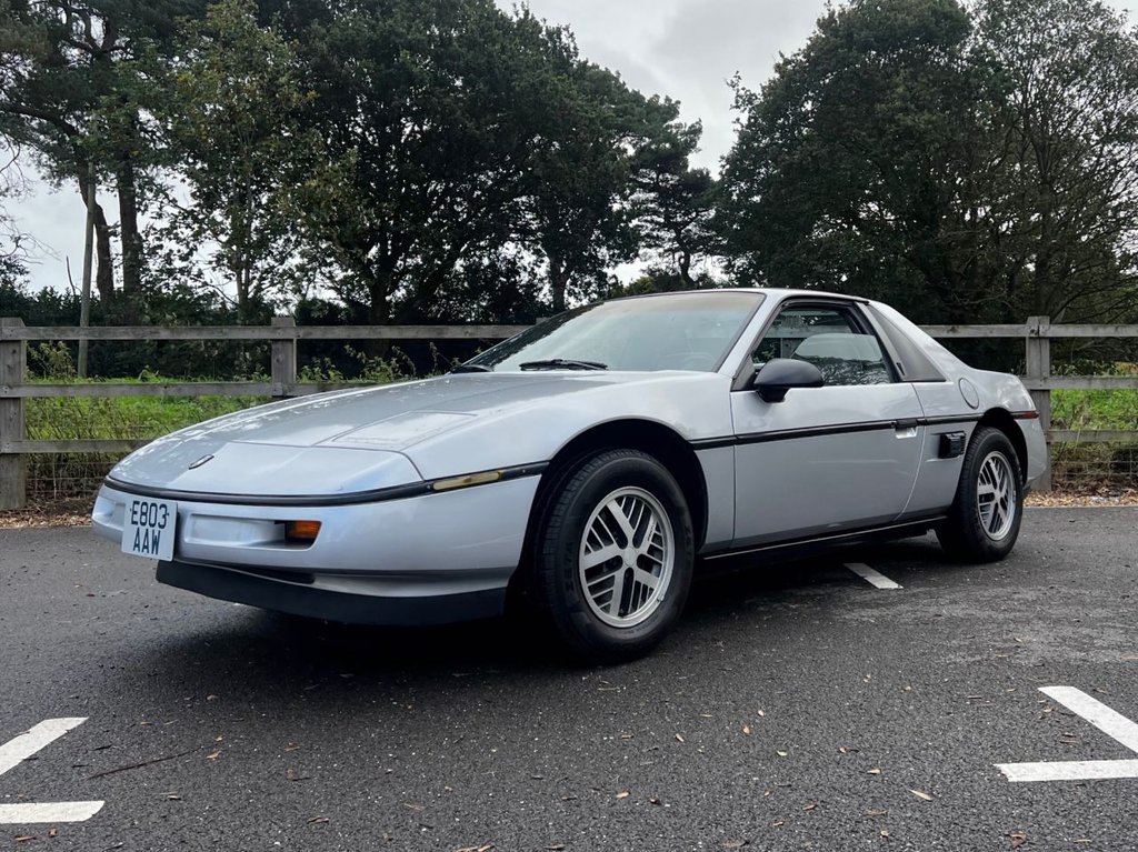 USED 1988 E PONTIAC FIERO 2.5 // 151ci // px swap 