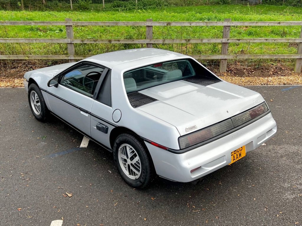USED 1988 E PONTIAC FIERO 2.5 // 151ci // px swap 