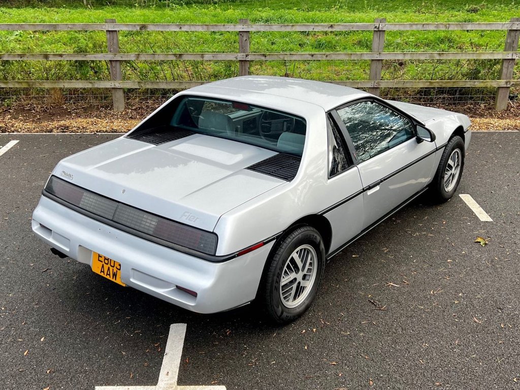USED 1988 E PONTIAC FIERO 2.5 // 151ci // px swap 