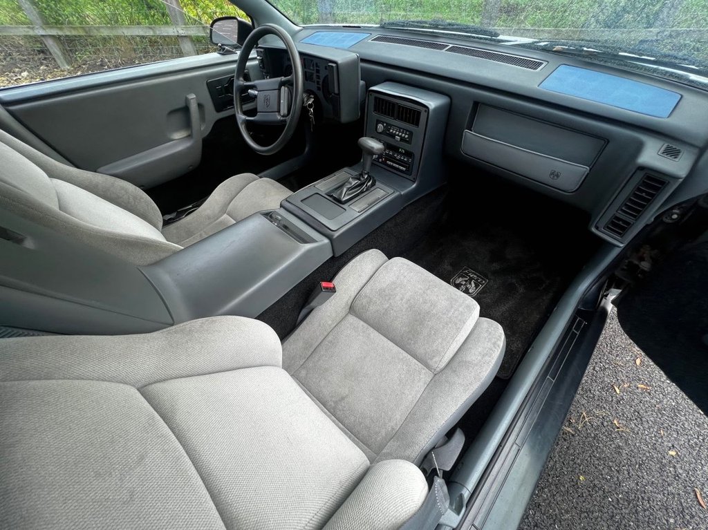 USED 1988 E PONTIAC FIERO 2.5 // 151ci // px swap 