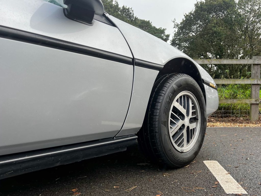 USED 1988 E PONTIAC FIERO 2.5 // 151ci // px swap 