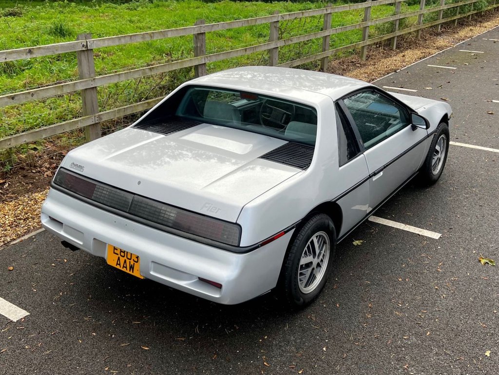 USED 1988 E PONTIAC FIERO 2.5 // 151ci // px swap 