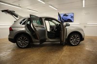 USED 2017 17 VOLKSWAGEN TIGUAN 2.0 SEL TDI BMT 4MOTION DSG 5d 148 BHP ONE OWNER FROM NEW WITH VW SERVICE HISTORY
