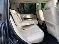 USED 2012 12 LAND ROVER RANGE ROVER 4.4 TDV8 VOGUE SE 5d 313 BHP STUNNING 'BIG SPEC' RANGE ROVER VOGUE SE 4.4 TDV8 AUTOMATIC - SUV - 4X4 - LOW MILEAGE - FREE 12 MONTHS WARRANTY / BREAKDOWN RECOVERY INCLUDED - 3 FORMER KEEPERS - SERVICE HISTORY
