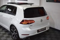USED 2018 18 VOLKSWAGEN GOLF 2.0 GTI TSI DSG 5d 227 BHP PAN ROOF / DYNAUDIO / ORYX