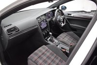 USED 2018 18 VOLKSWAGEN GOLF 2.0 GTI TSI DSG 5d 227 BHP PAN ROOF / DYNAUDIO / ORYX