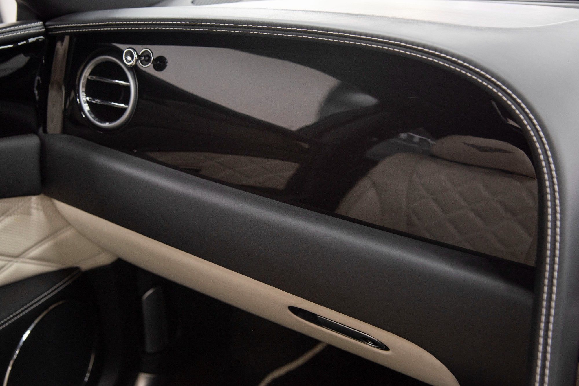 USED 2014 64 BENTLEY FLYING SPUR 6.0 W12 MULLINER 