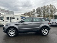 USED 2017 E LAND ROVER RANGE ROVER EVOQUE 2.0 ED4 SE TECH 5d 148 BHP CORRIS GREY METALLIC PAINT+LANE ASSIST+LANE DEPARTURE WARNING+FULL LEATHER INTERIOR+PARK ASSIST+CLIMATE CONTROL+18 INCH ALLOY WHEELS+AUTONOMOUS EMERGENCY BREAKING+DRIVER CONDITION MONITOR+CHROME TREAD PLATES+THIS CAR RETAILS NEW AT &pound;33315 MAKING IT TERRIFIC VALUE AT OUR LOW PRICE+LOTS OF ADDED EXTRAS+FIRST TO VIEW WILL BUY!!!!!!!!!!!!!!