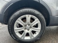 USED 2017 E LAND ROVER RANGE ROVER EVOQUE 2.0 ED4 SE TECH 5d 148 BHP CORRIS GREY METALLIC PAINT+LANE ASSIST+LANE DEPARTURE WARNING+FULL LEATHER INTERIOR+PARK ASSIST+CLIMATE CONTROL+18 INCH ALLOY WHEELS+AUTONOMOUS EMERGENCY BREAKING+DRIVER CONDITION MONITOR+CHROME TREAD PLATES+THIS CAR RETAILS NEW AT &pound;33315 MAKING IT TERRIFIC VALUE AT OUR LOW PRICE+LOTS OF ADDED EXTRAS+FIRST TO VIEW WILL BUY!!!!!!!!!!!!!!