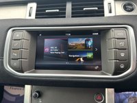 USED 2017 E LAND ROVER RANGE ROVER EVOQUE 2.0 ED4 SE TECH 5d 148 BHP CORRIS GREY METALLIC PAINT+LANE ASSIST+LANE DEPARTURE WARNING+FULL LEATHER INTERIOR+PARK ASSIST+CLIMATE CONTROL+18 INCH ALLOY WHEELS+AUTONOMOUS EMERGENCY BREAKING+DRIVER CONDITION MONITOR+CHROME TREAD PLATES+THIS CAR RETAILS NEW AT &pound;33315 MAKING IT TERRIFIC VALUE AT OUR LOW PRICE+LOTS OF ADDED EXTRAS+FIRST TO VIEW WILL BUY!!!!!!!!!!!!!!