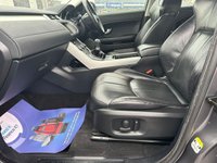 USED 2017 E LAND ROVER RANGE ROVER EVOQUE 2.0 ED4 SE TECH 5d 148 BHP CORRIS GREY METALLIC PAINT+LANE ASSIST+LANE DEPARTURE WARNING+FULL LEATHER INTERIOR+PARK ASSIST+CLIMATE CONTROL+18 INCH ALLOY WHEELS+AUTONOMOUS EMERGENCY BREAKING+DRIVER CONDITION MONITOR+CHROME TREAD PLATES+THIS CAR RETAILS NEW AT &pound;33315 MAKING IT TERRIFIC VALUE AT OUR LOW PRICE+LOTS OF ADDED EXTRAS+FIRST TO VIEW WILL BUY!!!!!!!!!!!!!!