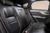 USED 2017 67 JAGUAR F-PACE 2.0 R-SPORT AWD 5d 238 BHP +HUGE SPEC +HOME DELIVER AVALAIBLE+