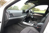 USED 2021 21 AUDI Q5 40 TDI (201) Quattro S Line 5dr S Tronic Automatic Euro 6 (Satellite Navigation, Front and Rear Parking Sensors with Camera, Apple CarPlay) NATIONWIDE DELIVERY - RESERVE TODAY
