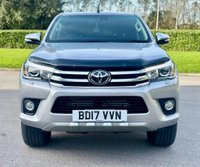USED 2017 17 TOYOTA HI-LUX 2.4 INVINCIBLE 4WD D-4D DCB 148 BHP 