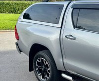 USED 2017 17 TOYOTA HI-LUX 2.4 INVINCIBLE 4WD D-4D DCB 148 BHP 
