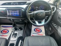USED 2017 17 TOYOTA HI-LUX 2.4 INVINCIBLE 4WD D-4D DCB 148 BHP 