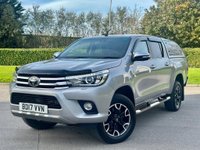 USED 2017 17 TOYOTA HI-LUX 2.4 INVINCIBLE 4WD D-4D DCB 148 BHP 