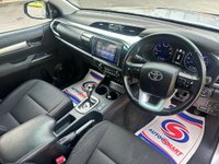 USED 2017 17 TOYOTA HI-LUX 2.4 INVINCIBLE 4WD D-4D DCB 148 BHP 