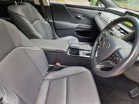 USED 2021 71 LEXUS ES 2.5 300H 4d 215 BHP ZERO DEPOSIT FINANCE AVAILABLE