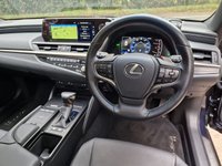 USED 2021 71 LEXUS ES 2.5 300H 4d 215 BHP ZERO DEPOSIT FINANCE AVAILABLE