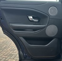 USED 2015 65 LAND ROVER RANGE ROVER EVOQUE 2.0 TD4 SE TECH 5d 177 BHP 6 SERVICES - LAST 03/23