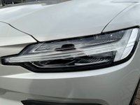 USED 2020 69 VOLVO V60 2.0 D3 MOMENTUM PLUS 5d 148 BHP BLUETOOTH HANSDFREE (WITH MOBILE AUDIO STREAMING) - NAVIGATION - USB INTERFACE - REAR PARK ASSIST - HEATED SEATS - CRUISE CONTROL - DUAL ZONE CLIMATE CONTROL - TINTED REAR WINDOWS