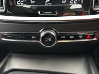USED 2020 69 VOLVO V60 2.0 D3 MOMENTUM PLUS 5d 148 BHP BLUETOOTH HANSDFREE (WITH MOBILE AUDIO STREAMING) - NAVIGATION - USB INTERFACE - REAR PARK ASSIST - HEATED SEATS - CRUISE CONTROL - DUAL ZONE CLIMATE CONTROL - TINTED REAR WINDOWS