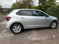 USED 2018 68 VOLKSWAGEN POLO 1.0 SE TSI DSG 5d 94 BHP BLACK ROOF-PRIVACY GLASS-DCC