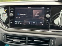 USED 2018 68 VOLKSWAGEN POLO 1.0 SE TSI DSG 5d 94 BHP BLACK ROOF-PRIVACY GLASS-DCC