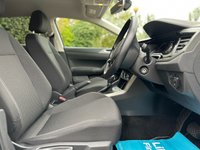 USED 2018 68 VOLKSWAGEN POLO 1.0 SE TSI DSG 5d 94 BHP BLACK ROOF-PRIVACY GLASS-DCC