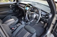 USED 2019 L MINI HATCH COOPER 1.5 COOPER SPORT 3d 134 BHP BLACK PACK / COMFORT PACK