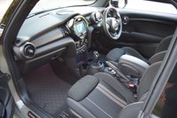 USED 2019 L MINI HATCH COOPER 1.5 COOPER SPORT 3d 134 BHP BLACK PACK / COMFORT PACK