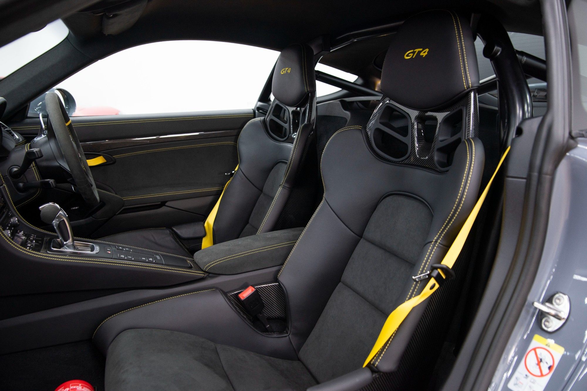 USED 2023 55 PORSCHE 718 4.0 CAYMAN GT4 PDK 2d 415 BHP 