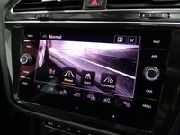 USED 2017 67 VOLKSWAGEN TIGUAN DIESEL ESTATE TDI R-Line DSG 4MOTION SAT NAV HALF LEATHER CRUISE PAN ROOF
