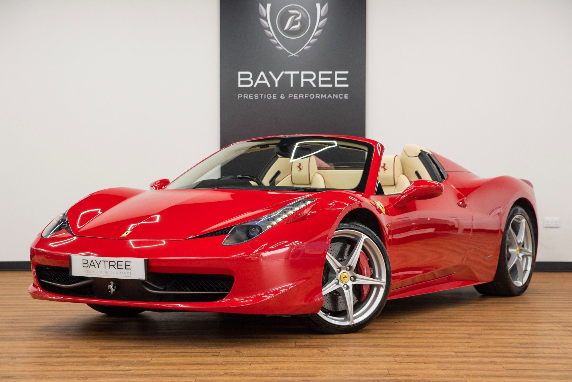 USED 2013 63 FERRARI 458 4.5 SPIDER DCT 