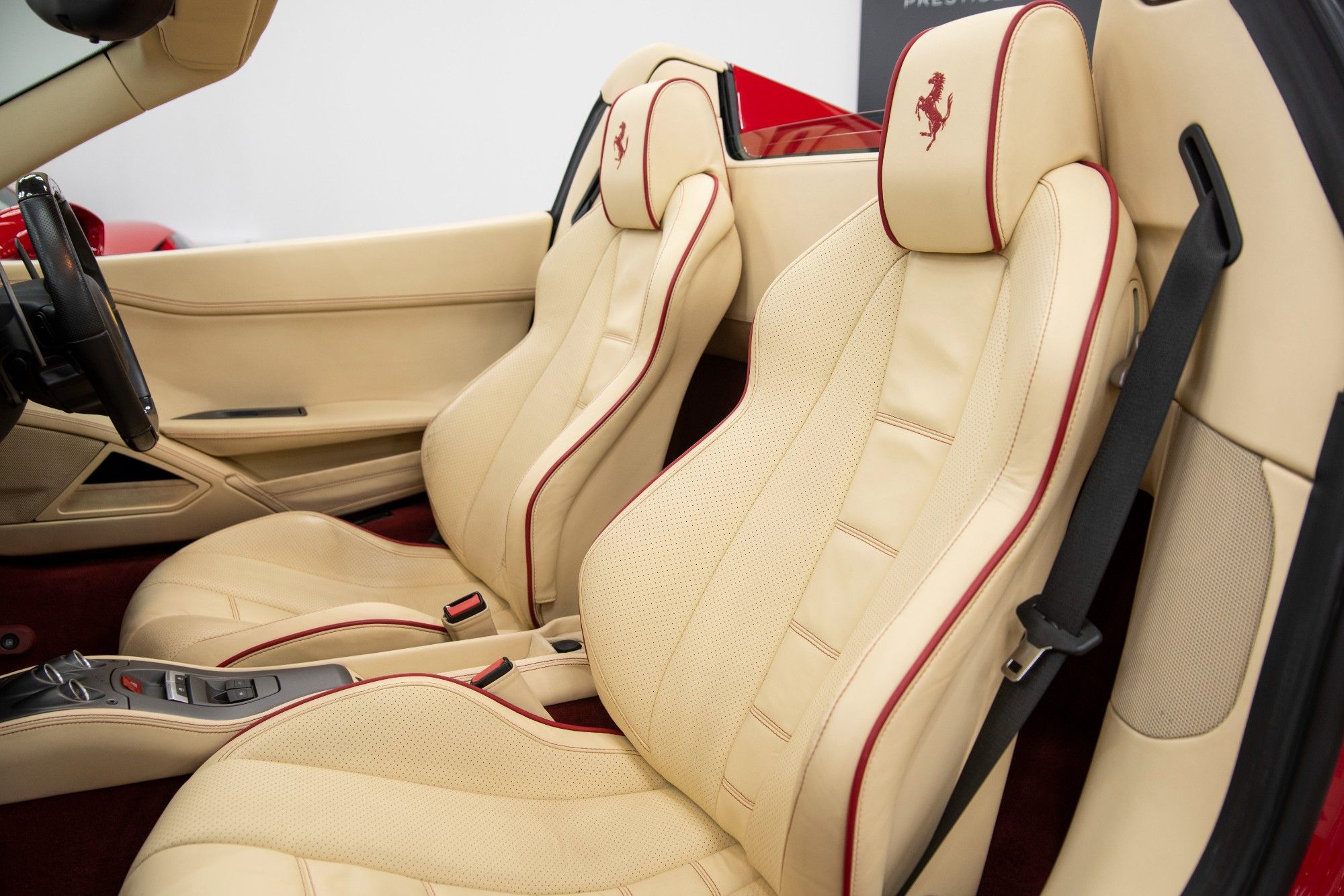 USED 2013 63 FERRARI 458 4.5 SPIDER DCT 