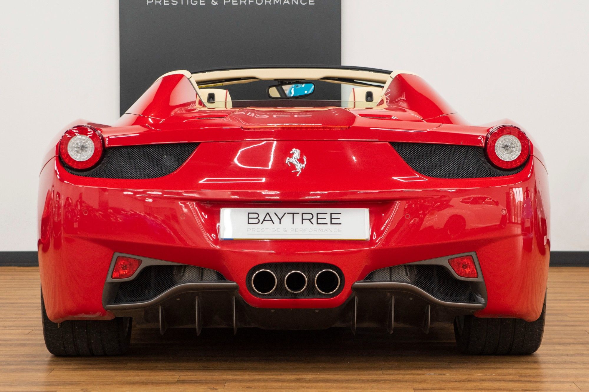 USED 2013 63 FERRARI 458 4.5 SPIDER DCT 