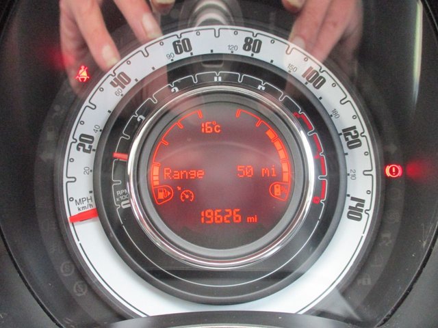 2020 FIAT 500 - Photo 12