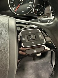 USED 2017 17 VOLKSWAGEN TOUAREG 3.0 V6 R-LINE TDI BLUEMOTION TECHNOLOGY 5d 259 BHP 3.0 V6 R - Line , Pure White , Full Black Leather, Glass Panoramic Slide Roof, Complete Service record