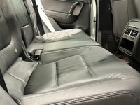 USED 2017 17 VOLKSWAGEN TOUAREG 3.0 V6 R-LINE TDI BLUEMOTION TECHNOLOGY 5d 259 BHP 3.0 V6 R - Line , Pure White , Full Black Leather, Glass Panoramic Slide Roof, Complete Service record