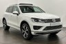 USED 2017 17 VOLKSWAGEN TOUAREG 3.0 V6 R-LINE TDI BLUEMOTION TECHNOLOGY 5d 259 BHP 3.0 V6 R - Line , Pure White , Full Black Leather, Glass Panoramic Slide Roof, Complete Service record