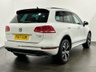 USED 2017 17 VOLKSWAGEN TOUAREG 3.0 V6 R-LINE TDI BLUEMOTION TECHNOLOGY 5d 259 BHP 3.0 V6 R - Line , Pure White , Full Black Leather, Glass Panoramic Slide Roof, Complete Service record