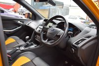USED 2017 02 FORD FOCUS 2.0 ST-2 5d 247 BHP LOW MILES / FULL HISTORY