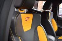 USED 2017 02 FORD FOCUS 2.0 ST-2 5d 247 BHP LOW MILES / FULL HISTORY