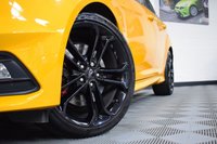 USED 2017 02 FORD FOCUS 2.0 ST-2 5d 247 BHP LOW MILES / FULL HISTORY