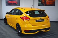 USED 2017 02 FORD FOCUS 2.0 ST-2 5d 247 BHP LOW MILES / FULL HISTORY