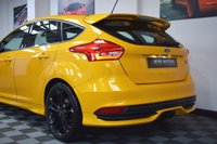 USED 2017 02 FORD FOCUS 2.0 ST-2 5d 247 BHP LOW MILES / FULL HISTORY