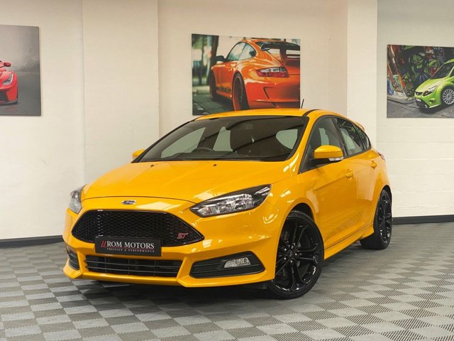 2017 02 Ford Focus 2.0 ST-2 5d 247 BHP