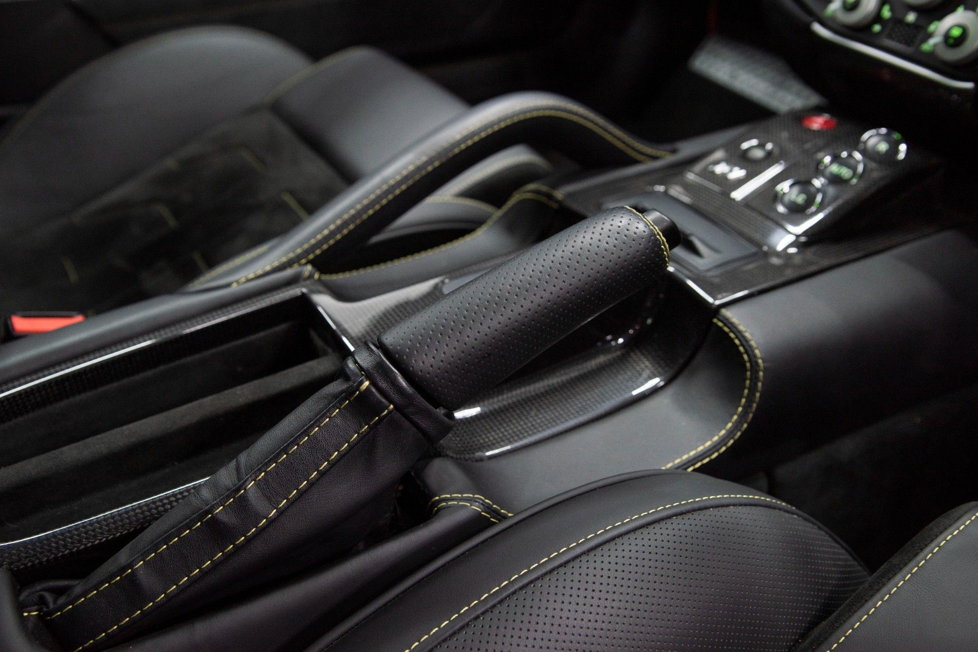 USED 2010 10 FERRARI 599 6.0 GTB FIORANO F1 