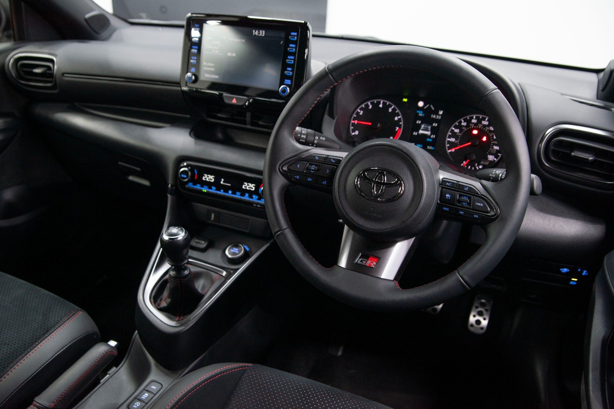 USED 2021 21 TOYOTA YARIS 1.6 GR-Y CIRCUIT 3d 257 BHP 